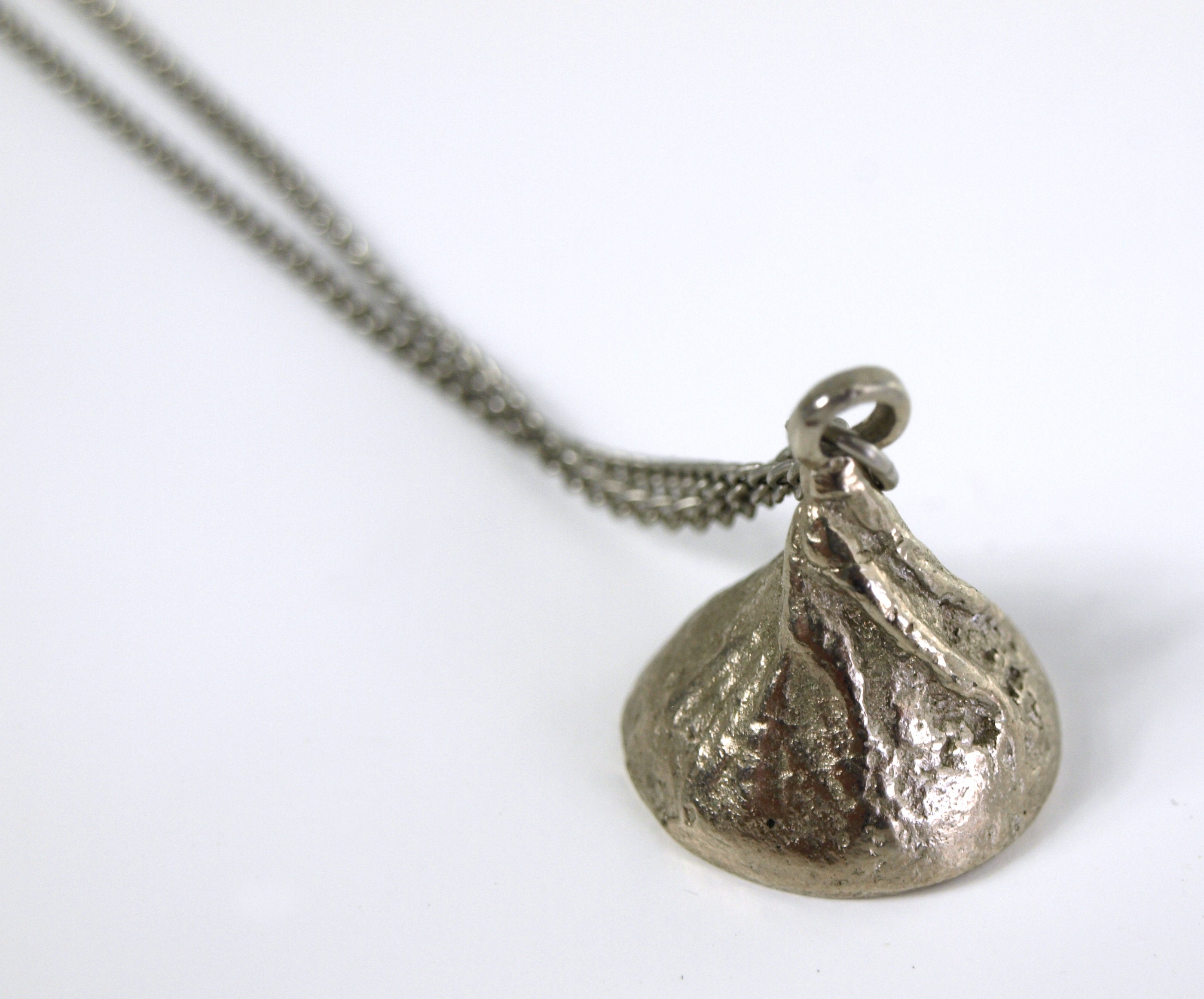 Vintage hershey deals kiss necklace