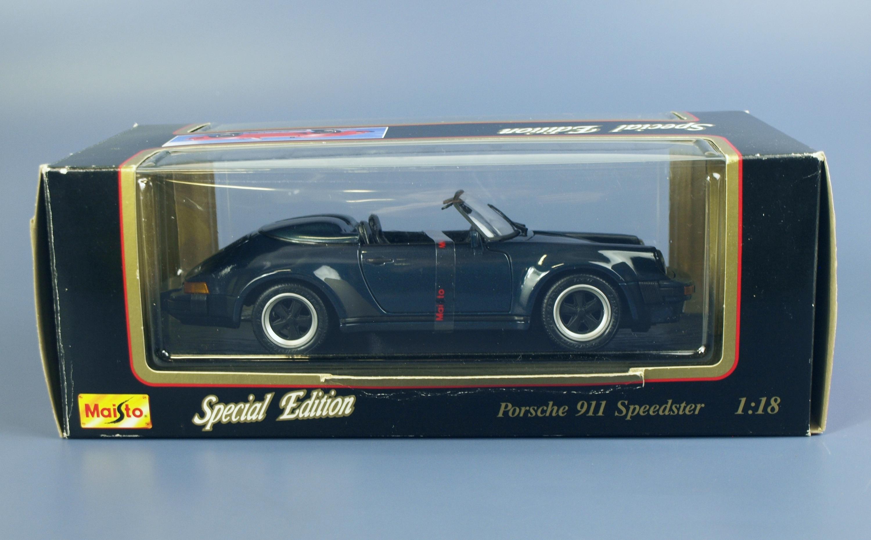 Maisto Special Edition 1989 Porsche 911 Green Speedster 1:18 Scale