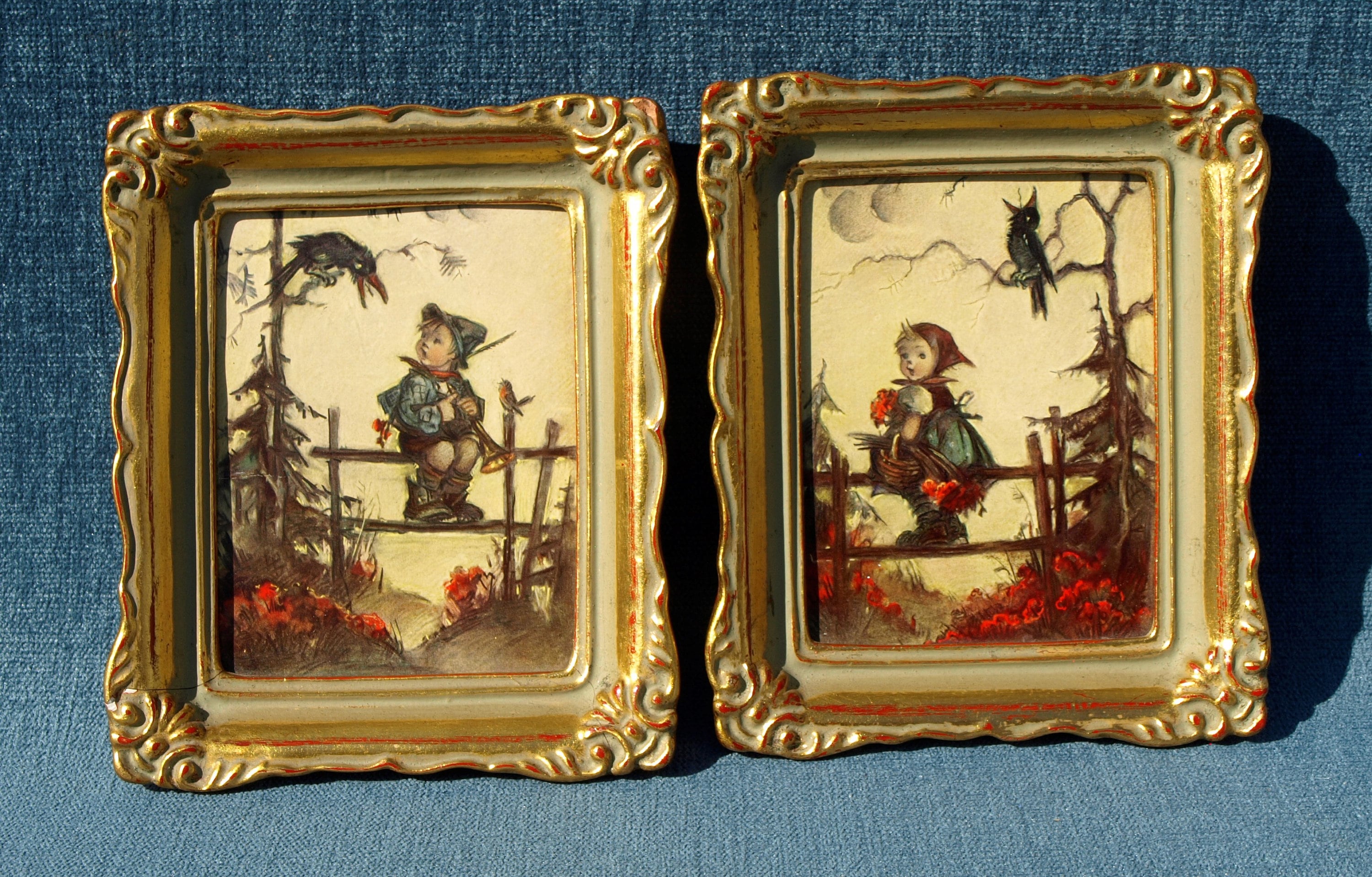 M.J. Hummel 子供のイラスト プレート Set of Two Small Vintage Wooden Framed Art MJ Hummel Boy And
