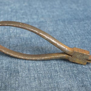 Vintage Watchmaker Plier / Music Wire Crimper Tool No. Z 4582 - Glass Snapping Tool