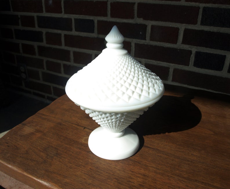 Vintage Westmoreland Diamond Cut Pattern Milk Glass Pedestal and Finial Lidded Candy Dish