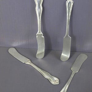Antique Silver Plated Butter Spreaders, Mix-matched Set of 4 - Fairfield Plate, circa 1910's and Holmes & Edwards, circa 1898 - VG condition