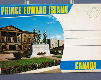 Vintage Prince Edward Island Canada Souvenir Foldout Postcard Booklet
