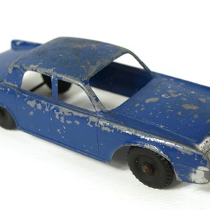 Vintage HUBLEY 1961 LINCOLN SEDAN Car in Navy Blue - Good condition