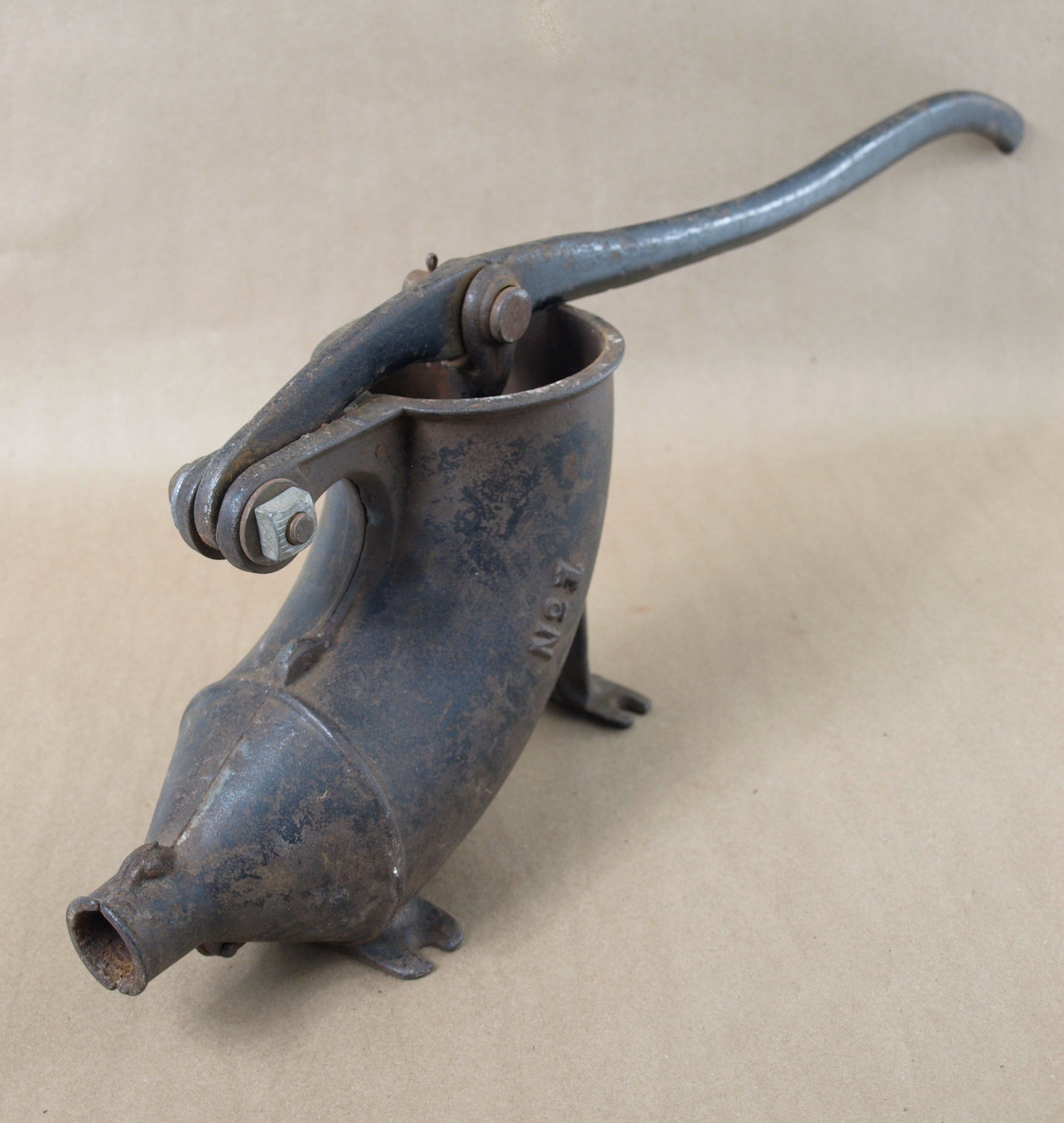 Cast iron 2024 sausage stuffer
