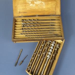 Antique Irwin Bit Company Auger Bit D Set In Wooden Box w/ Slide Out Drawer circa 1920s Made in USA