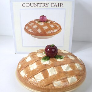 Vintage Ceramic Pie Carrier Dish / Baker Country Fair 146924 by Certified International Corp in Near Mint Condition In Original Box zdjęcie 2