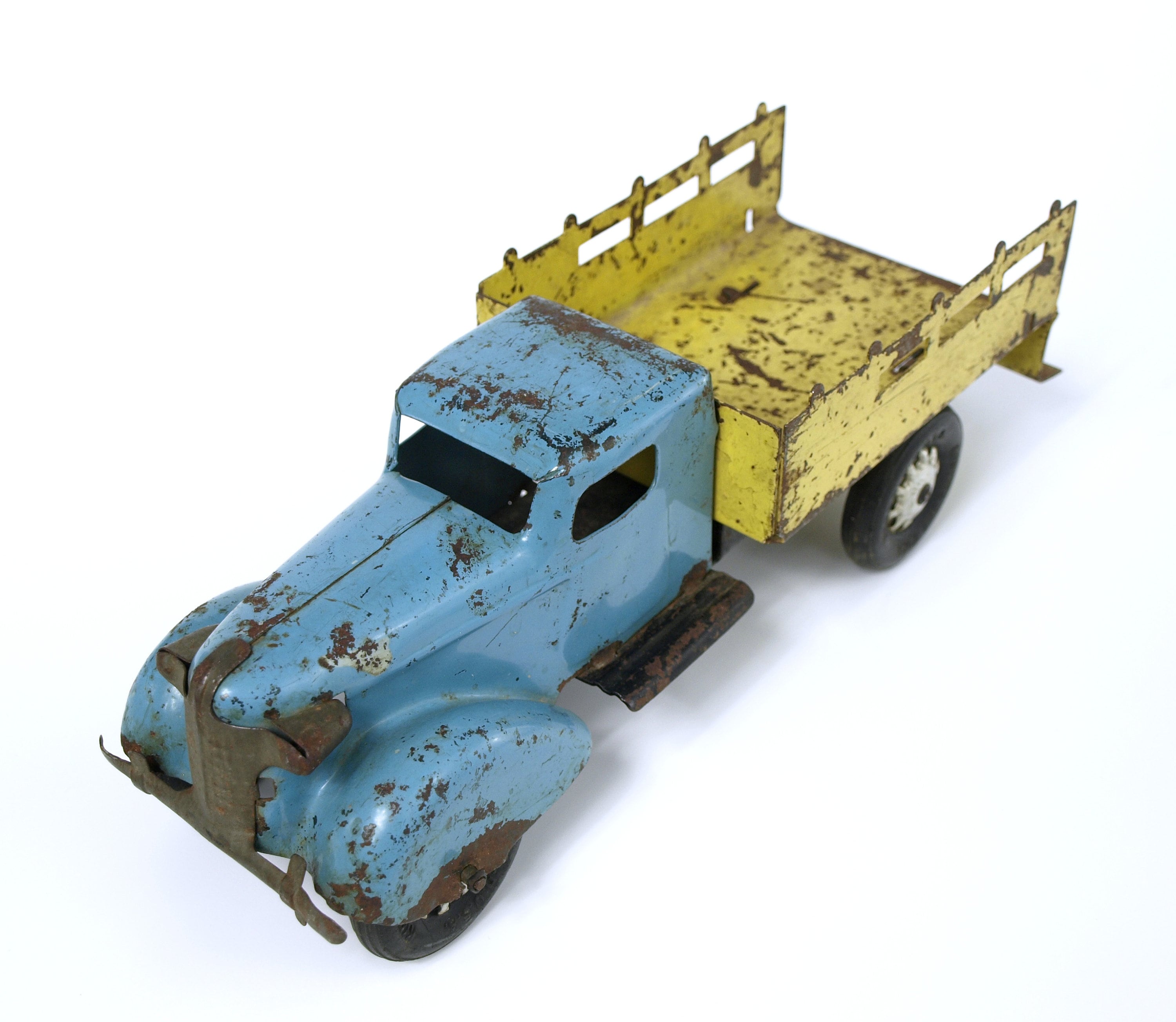 Old steel toy trucks hotsell
