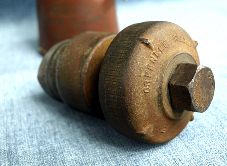 Vintage Greenlee No. 737 Knockout Punch Set for 1.5" & 2" Conduit with Leather Case in Good Condition image 2