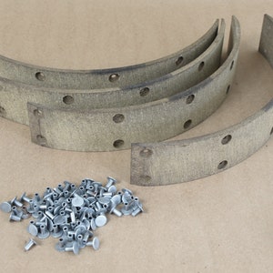 Vintage GM Part  No. 609464 Brake Shoe Liners / Linings with Rivets Set of 4 NOS - possibly for 1939-54 Chevrolet Car / Truck