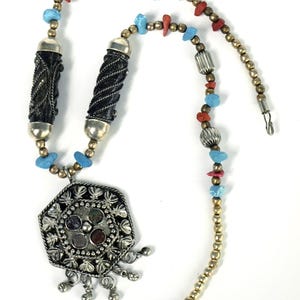 Vintage Oxidized Silver and Stone East Asian Tribal-Style 18&quot; Necklace with Pendant - Boho Fashion Jewelry - Very Good Condition