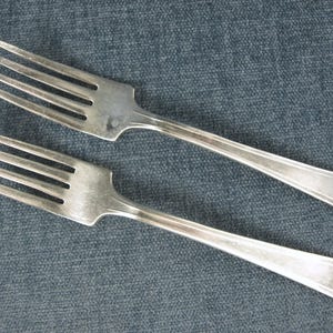 Vintage Pair of H & T Mfg. Co. International Silver SP Dinner Forks - Pattern: Toledo - Circa 1936 - VG Condition!