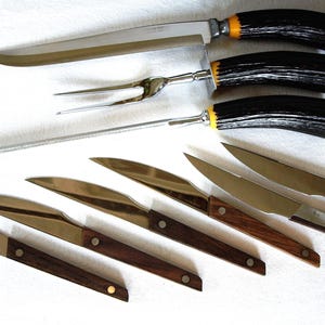 ヴィンテージ ロビンソンナイフカンパニー カービングセット（ケース、ステーキナイフ、2本爪フォーク、カービングナイフ、シャープナー付き） - フェイクボーンハンドル