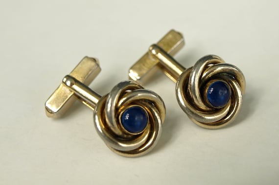 Vintage SWANK Cuff Links - Goldtone Knot with Blu… - image 1