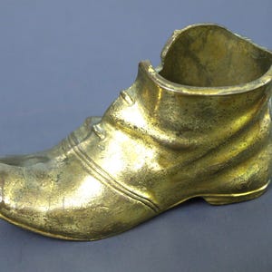 Vintage Mid Century Brass Old Shoe Match Holder or Paperweight - 3&quot; Long by 1 5/8&quot; High - Office or HOme Decor - Good Condition
