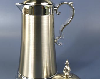 Jarra isotérmica para bebidas Vintage Astoria en tono plateado de Southern Living - Modelo descatalogado