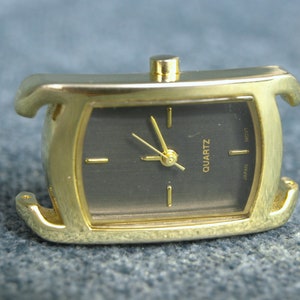 Vintage Damen Classic GoldTone und Black Quartz Uhr - Unbekannter Hersteller - Keine Band - sehr schön und in funktionsfähigem Zustand