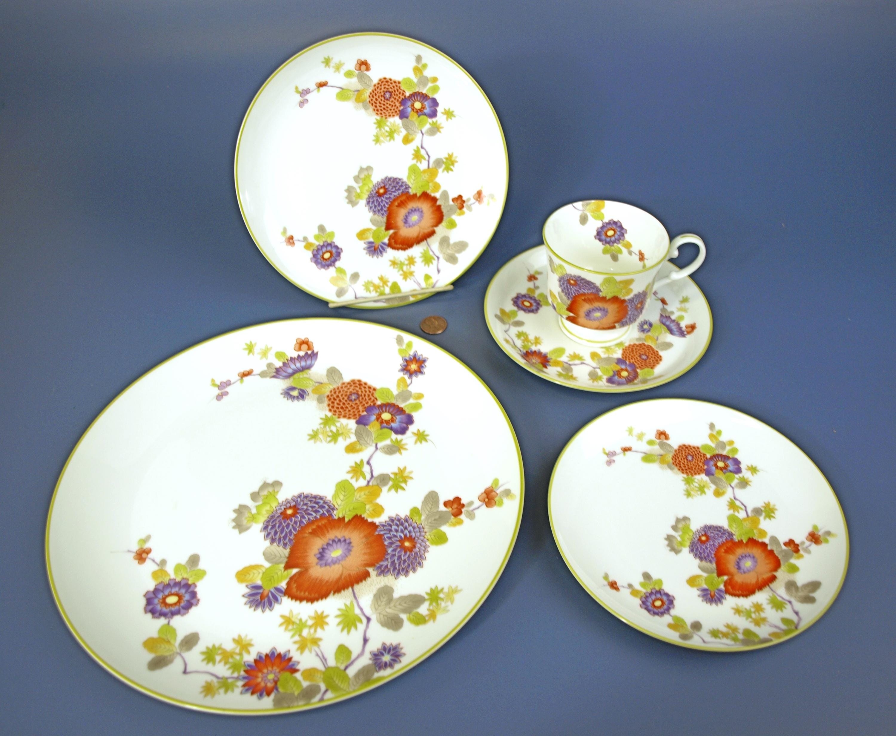 Vintage 20 Piece Mikasa Bone China 