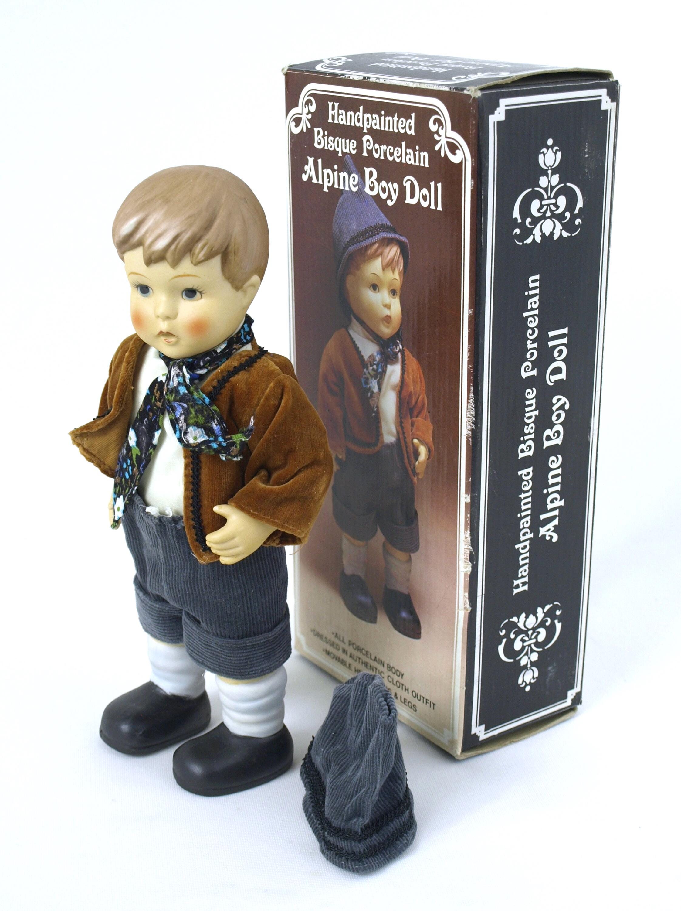 * vintage doll ୨୧ * 陶器製 愛らしい 男の子の フィギュア vintage doll ୨୧ * 陶器製 愛らしい 男の子の フィギュア