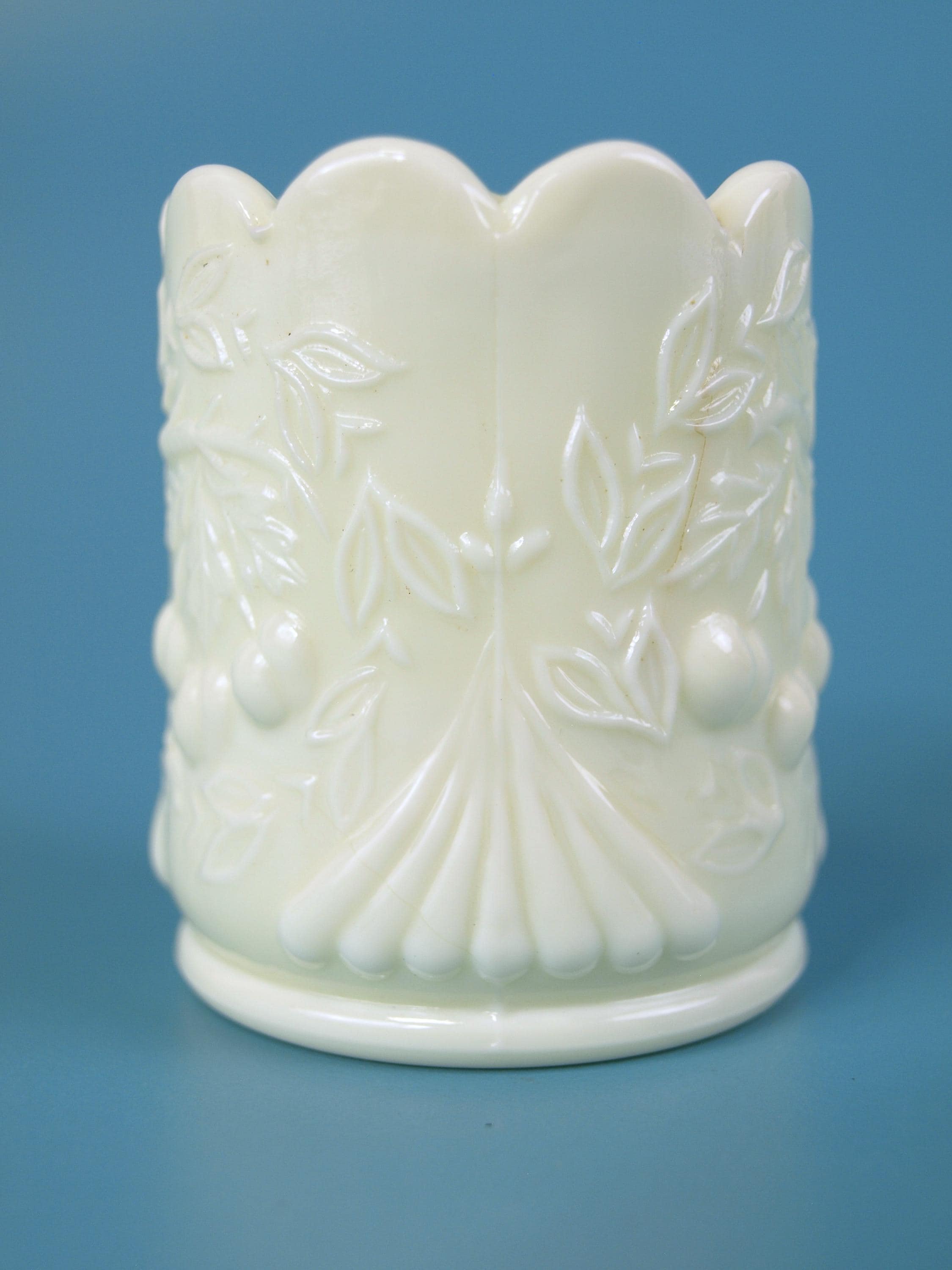 Vintage L.G. Wright Wreathed Cherry Pale Custard Milk Glass