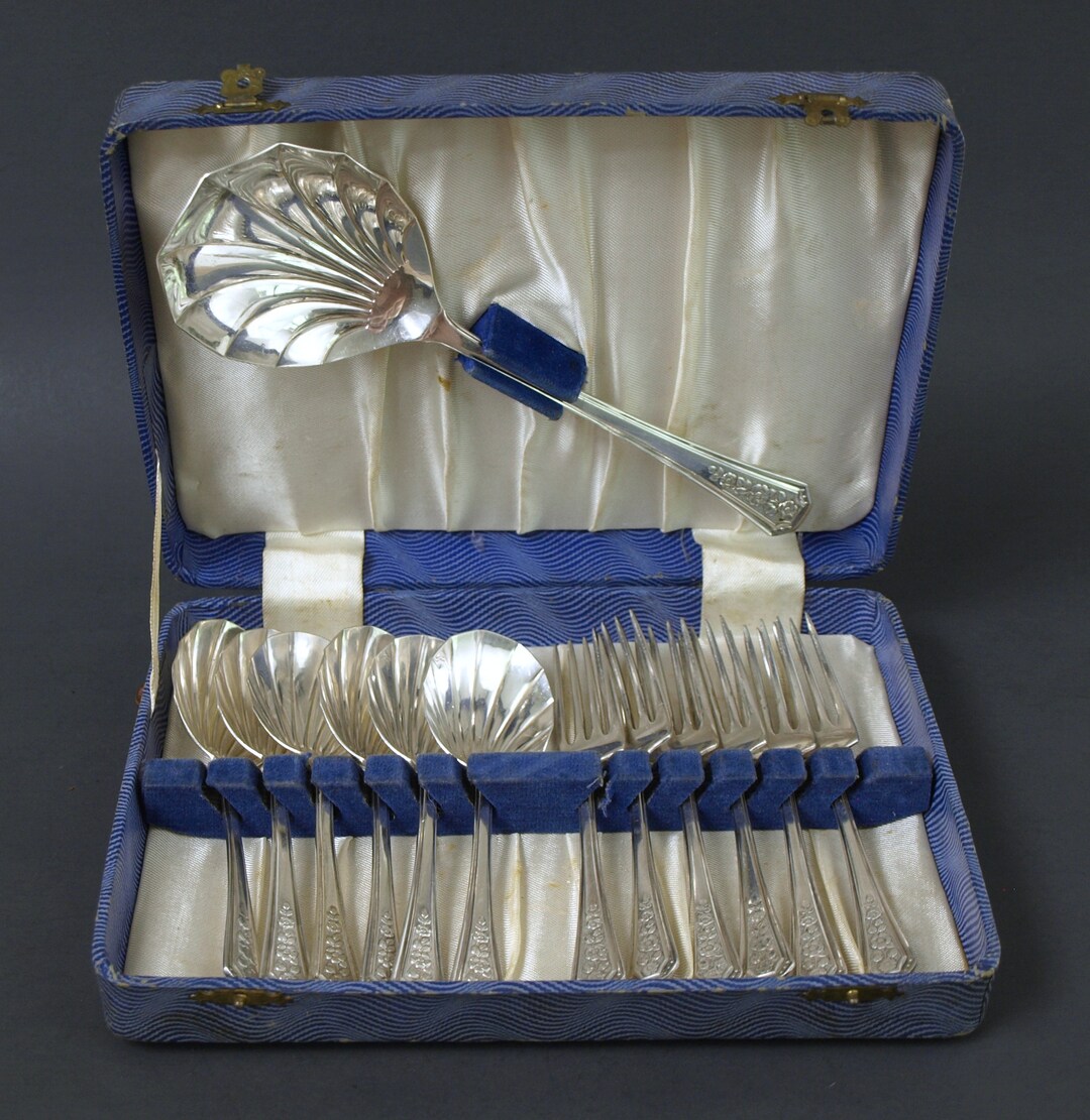 Vintage Silver Plate Dessert Flatware Set W/ Serving Spoon in Original