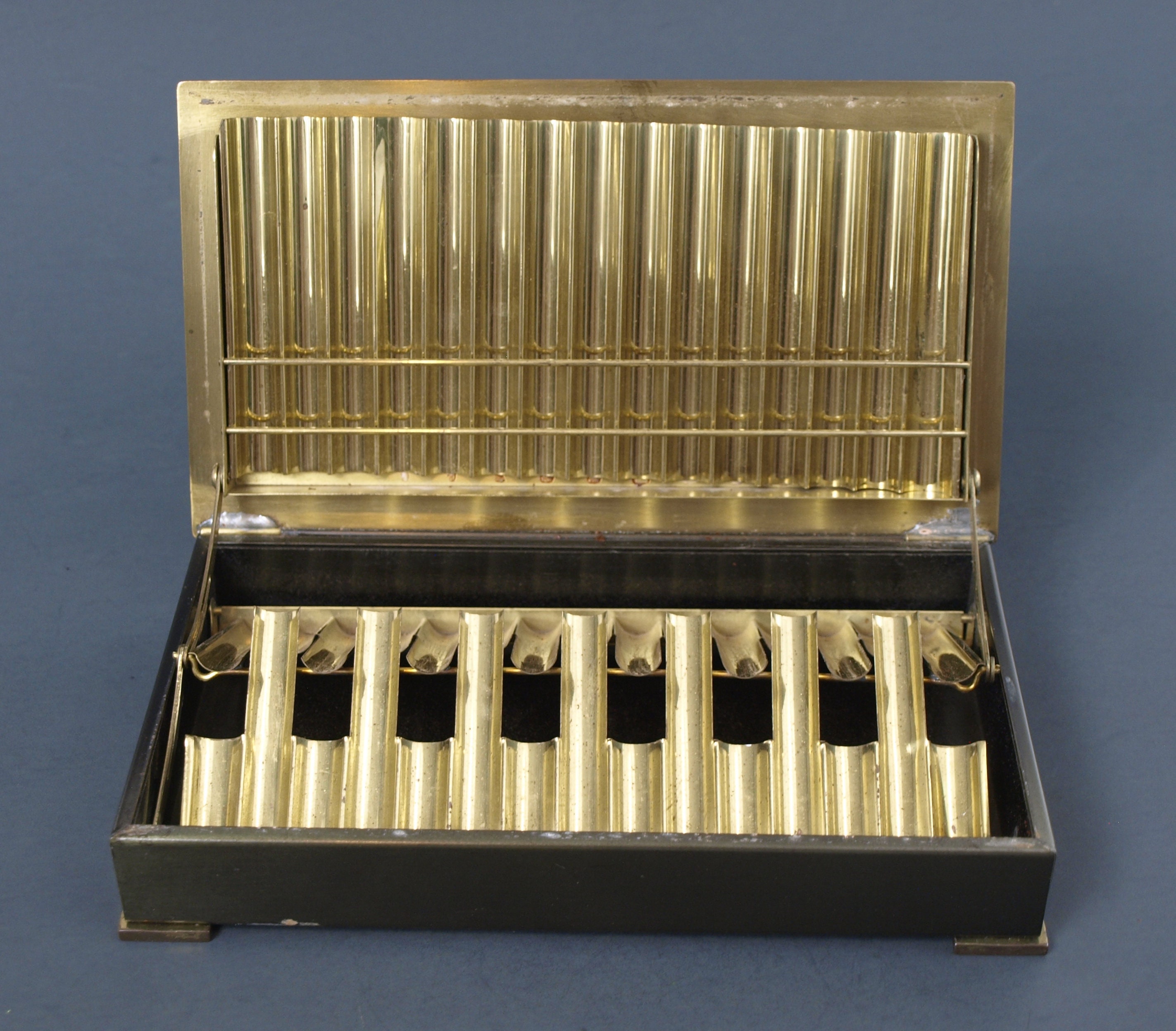 park sherman cigarette box Vintage Park Sherman Brass Tabletop Cigarette Case, Circa 1960's - Holds 30  Cigarettes - Mid Century Tobbaciana, VG Condition