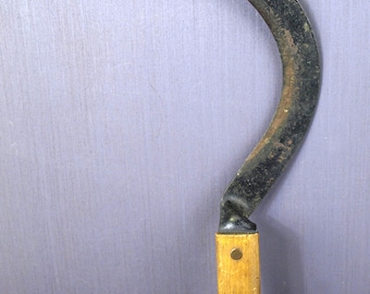 Early 1900s Tobacco Knife - Corn Cutter - Brush Sickle Great Vintage Tool  With Weathered Patina From an Old New England Barn