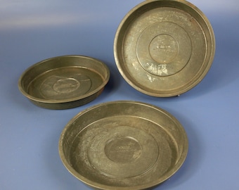 Vintage Ekco Layer Cake Tin Pans at 8.5" diameter x 1.25" deep - Set of 3 Baking Kitchenalia Kitchen Ware