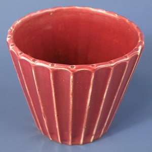 Antique Burgundy Tapered Ribbed Stoneware Pottery Plant Pot w/ Drain Hole 4.75" T x  5.75" Dia x 4.5" D Great Condition Unmarked