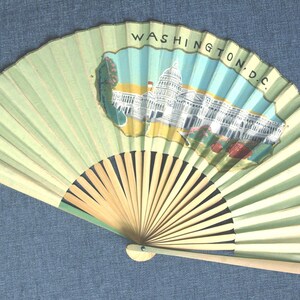 Vintage Hand Painted Washington, D.C. Souvenir Accordion Folding Hand Fan