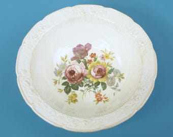 Vintage 6" Rim Cereal Bowl in Ravenna pattern by Homer Laughlin, circa 1930's | Very Good condition