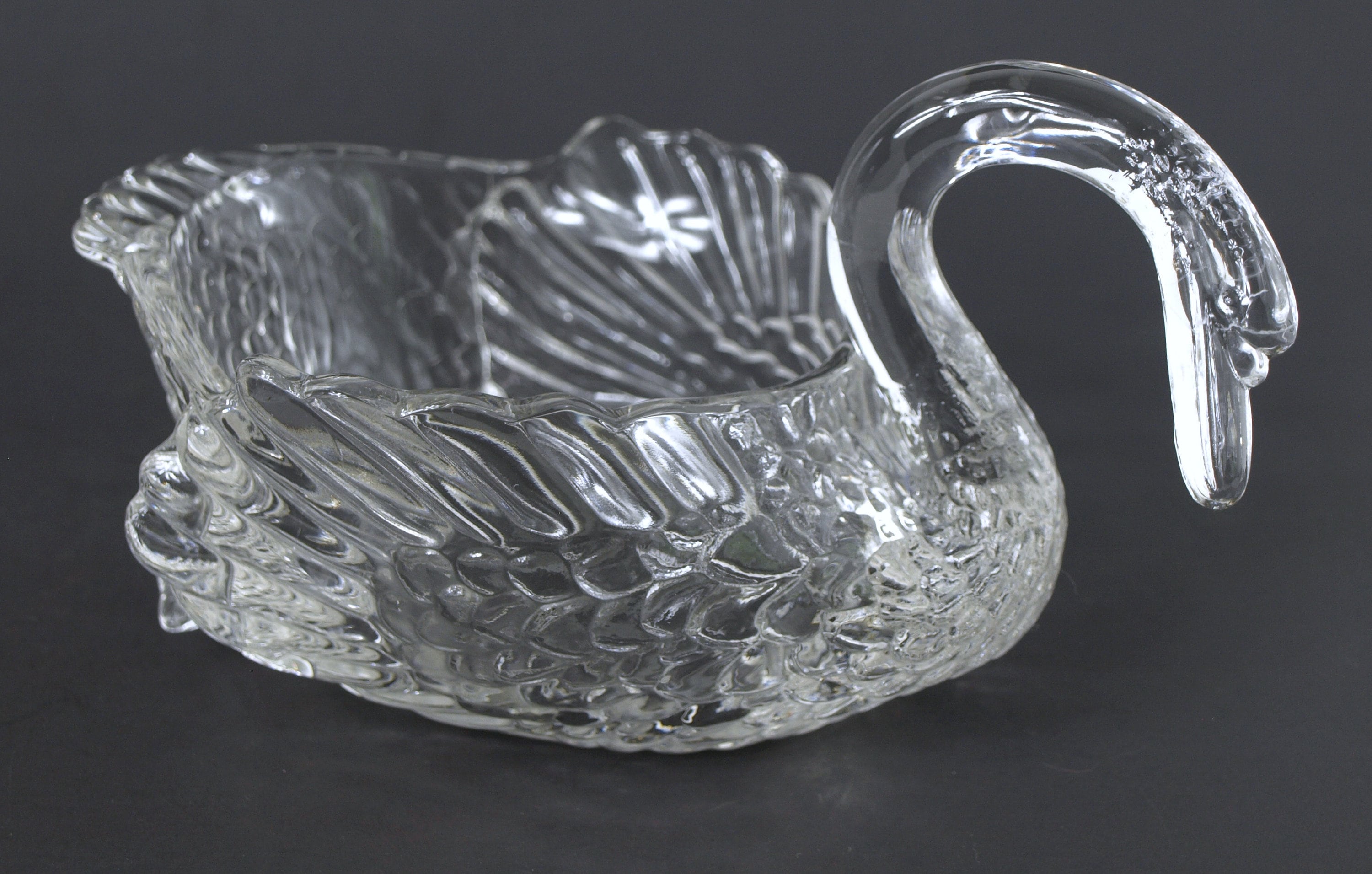Cambridge glass swan - Etsy 日本