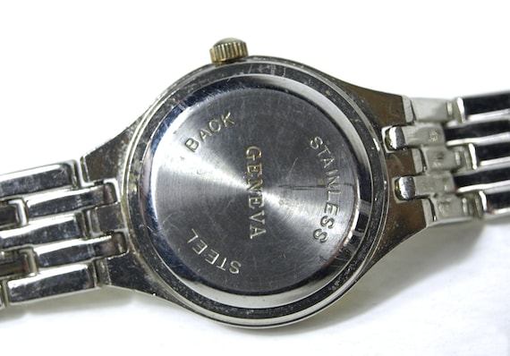 Vintage GENEVA Fashion Quartz Wrist Watch w/ Meta… - image 2