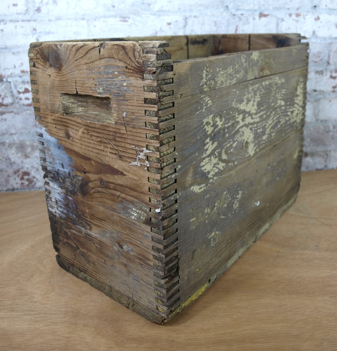 Antique Wood Ammo Crate With Finger Joint Const Box Only Reads 1500