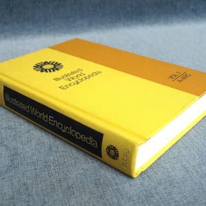 Enciclopedia Mundial Ilustrada de 1971, volumen 1, A-ARC, libro de tapa dura en buen estado/como nuevo (F)