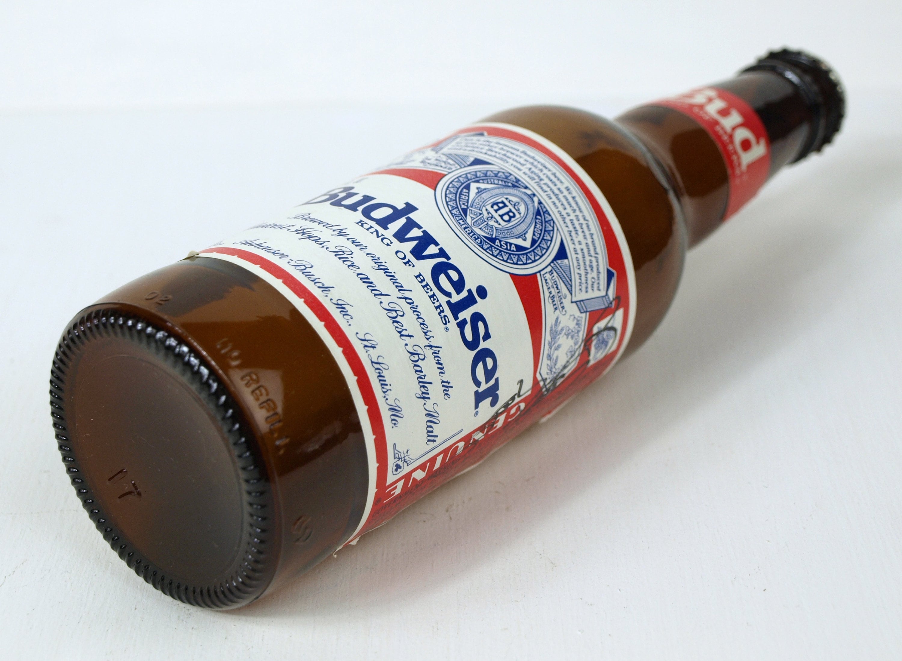 30年以上前の品。1992年物のバドワイザー  ビール 未開封  コレクションに 30年前の品。1992年物のバドワイザー ビール 未開封 コレクションに