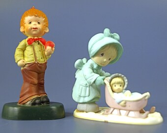 Vintage Napcoware Japan Pilgrim Boy & Girl Chalk Figurines Pair