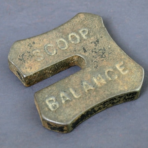 Antique Cast Iron Platform Scale 5 Ounce Scoop Balance - Weights & Measures - Mercantile Collectibles
