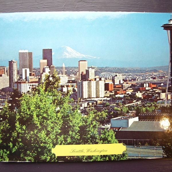 Seattle, Washington Corked Back Vintage Decorative Hot Pad by Dexter Press, West Nyack, NY