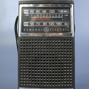 1970s portable radio - Etsy 日本