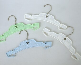 Vintage Set of 4 Gerber Plastic Baby Clothes Hangers Circa 