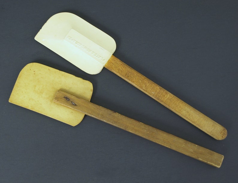 Vintage Pair of Rubber Spatulas 2 Spatulas With Wooden Etsy