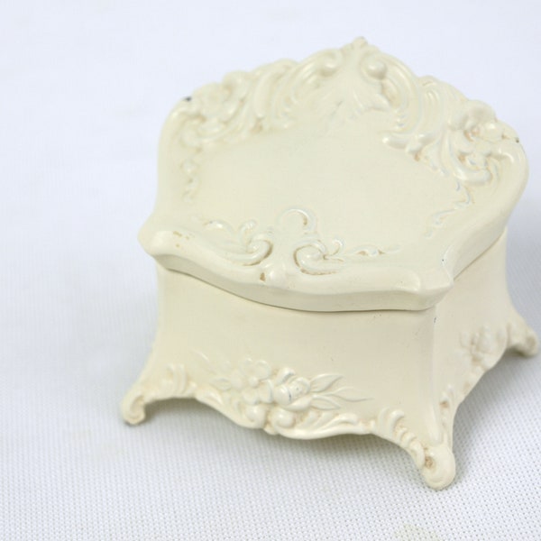 Antique Jennings Brothers JB 1205 White Cast Metal Trinket Jewelry Box / Casket Circa Early 1900s