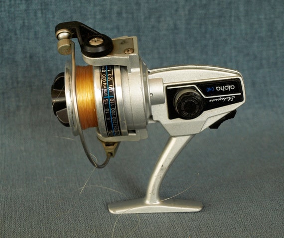 Shakespeare Alph 040 Fly Fishing Reel With Reversible Handle Series 2100B  High Speed Ball Bearing 4.6:1 Works 