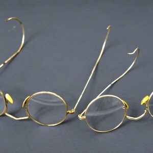 Vintage Set of 2, 1/10 12K Gold Filled Eyeglasses W/ Full  display picture 2