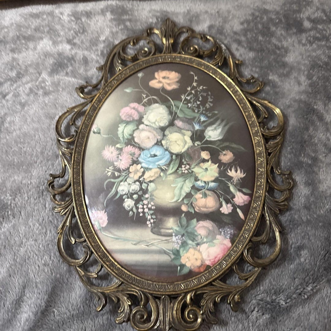 Vintage Brass Ornate Frame With Flowers Oval Convex Glass Made in Italy ...