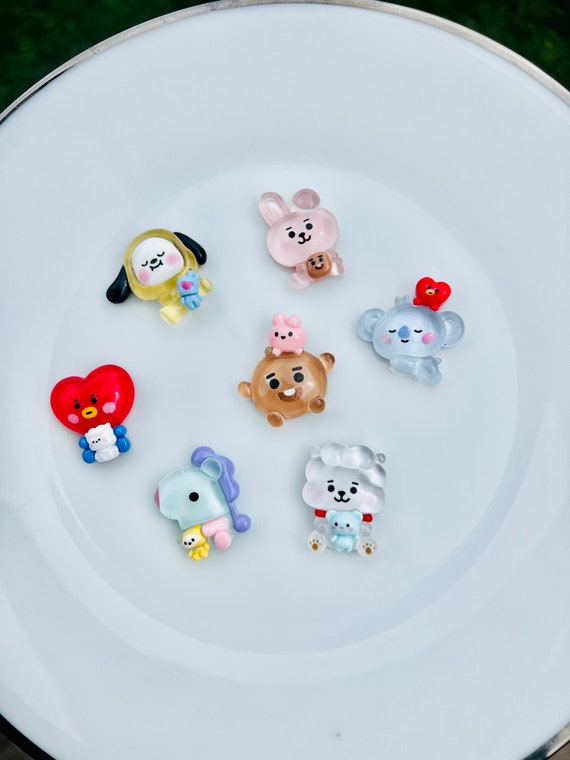 BT21 VAN プラッシュドール & BTS カレンダーセット ポストカードセット(NEXT STAGE) BT21 – LINE FRIENDS SQUARE