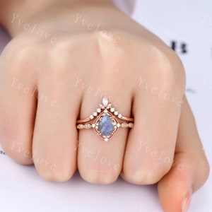 Vintage Labradorite Engagement Ring,Pear Shape Labradorite Ring,14K Solid Gold Ring,Unique Women Moissanite Promise Ring For Her,Handmade image 9