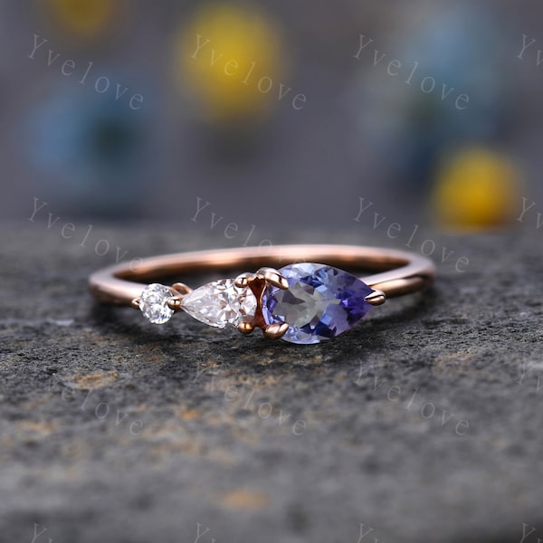 Vintage Tanzanite Ring Engagement Ring,Pear Cut Gems,Art Deco Moissanite Wedding Band,3 Stone Unique Women Bridal Promise Ring,Rose gold