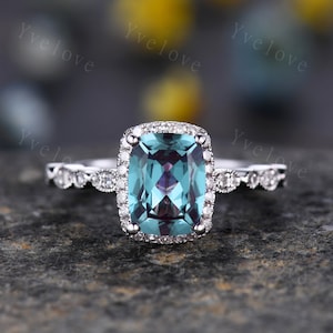 14K White Gold Cushion Alexandrite Engagement Ring Color-changing Alexandrite Ring Art Deco Halo 6x8mm Diamond Pave Wedding Ring Set for her